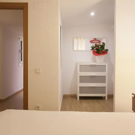 Ramblas Apartment *