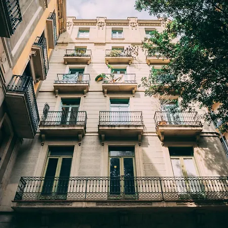 Ramblas Apartment *