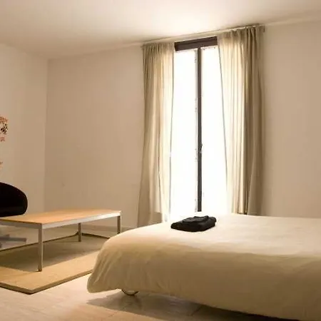 Ramblas Apartment